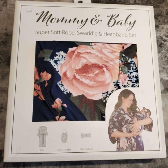 Mommy and Baby Other - Floral Mommy and Baby Matching Set. Robe and Onesie
